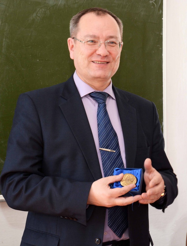 Кирилл из белорусов историк, преподаватель. Декан физико-технического факультета петргу. Шидловский андрей викторович. Декан бгу. Сидоров бгу.